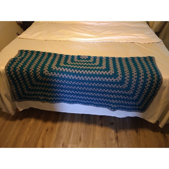 Afghan Throw Blanket Handmade Crochet Teal Gray Squares 60x50 in granny core - Picture 10 of 11
